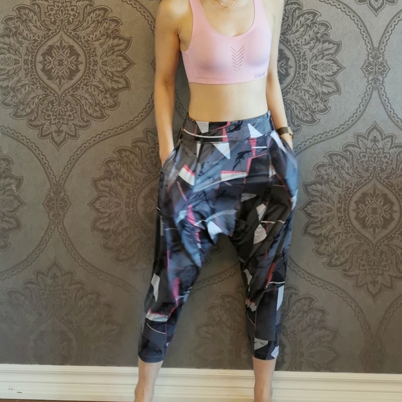 Sweaty Betty harem yoga pants - Picture 5 of 7